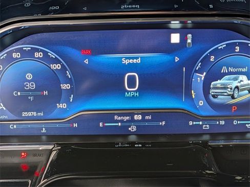 Used 2023 Chevrolet Silverado 1500 RST image 20