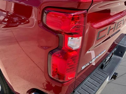 Used 2023 Chevrolet Silverado 1500 LT RWD image 27