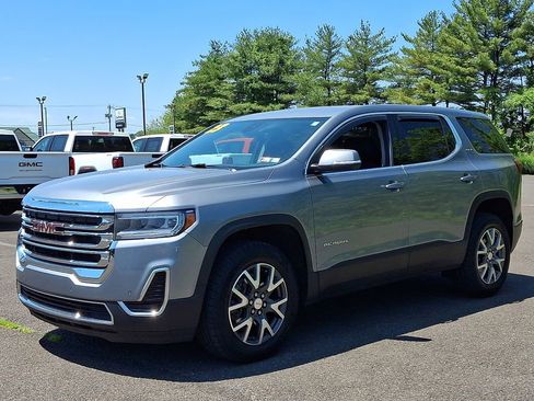 Certified 2023 GMC Acadia SLE FWD image 3