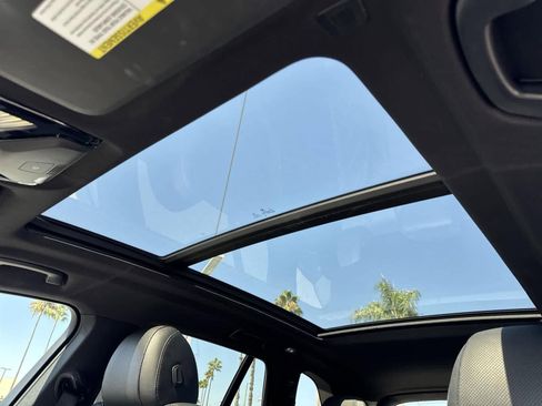 Used 2023 BMW X5 xDrive45e image 8