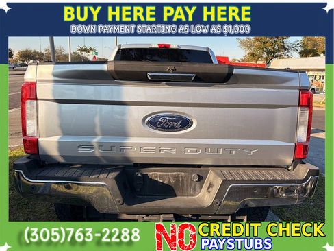 Used 2017 Ford F250 XLT w/ XLT Premium Package AWD/4WD image 4