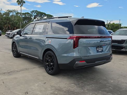 New 2027 Kia Carnival SX Prestige FWD image 5