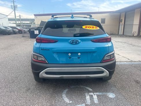 Used 2022 Hyundai Kona SEL w/ Convenience Package FWD image 4