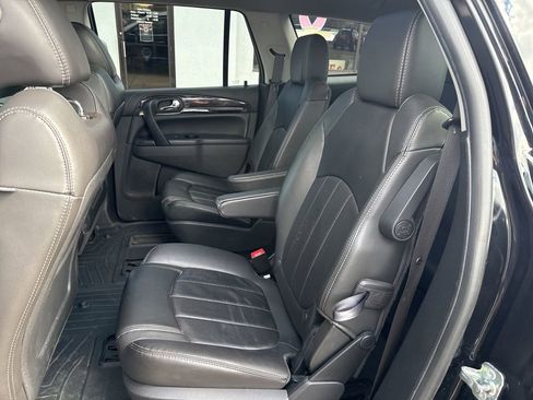 Used 2016 Buick Enclave Leather AWD/4WD image 30