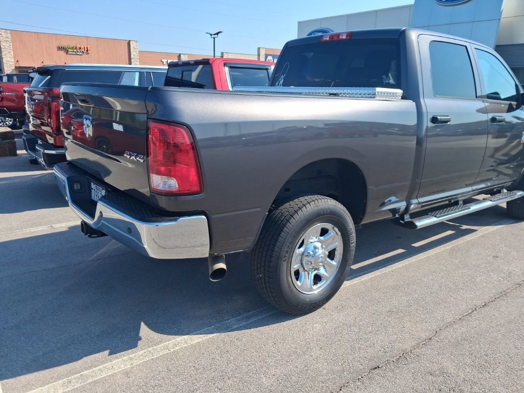 Used 2016 RAM 2500 Tradesman w/ Chrome Appearance Group AWD/4WD image 5