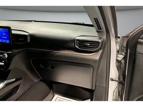 Used 2021 Ford Explorer Limited w/ Equipment Group 301A RWD image 18