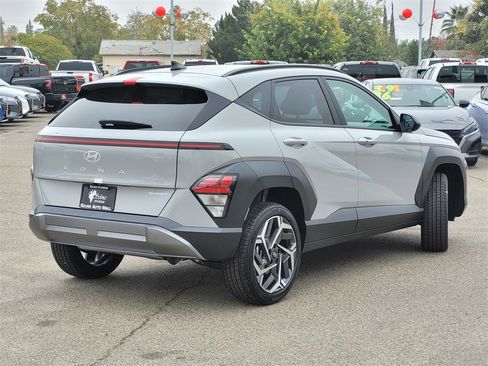New 2026 Hyundai Kona SEL Premium image 4