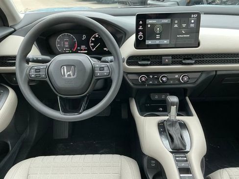 New 2026 Honda HR-V LX image 7