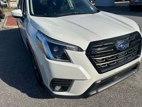 Used 2022 Subaru Forester Premium image 15