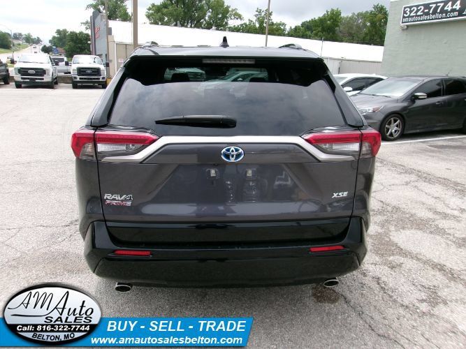 Used 2023 Toyota RAV4 XSE AWD/4WD image 4