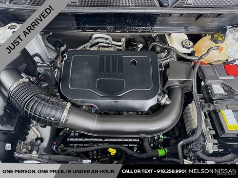 Used 2023 GMC Acadia SLT AWD/4WD image 31