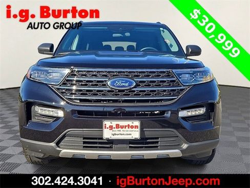 Used 2023 Ford Explorer XLT w/ Equipment Group 202A image 2