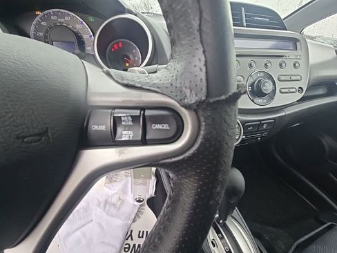 Used 2010 Honda Fit Sport image 15
