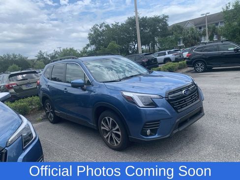 Used 2023 Subaru Forester Limited AWD/4WD image 1