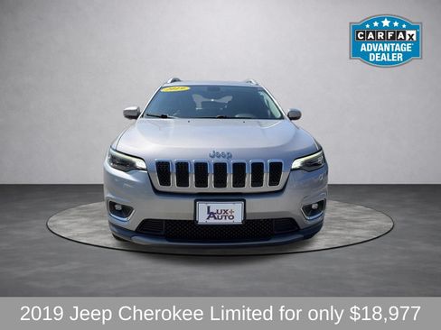 Used 2019 Jeep Cherokee Limited AWD/4WD image 10