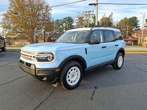 New 2025 Ford Bronco Sport Heritage w/ Convenience Package image 3