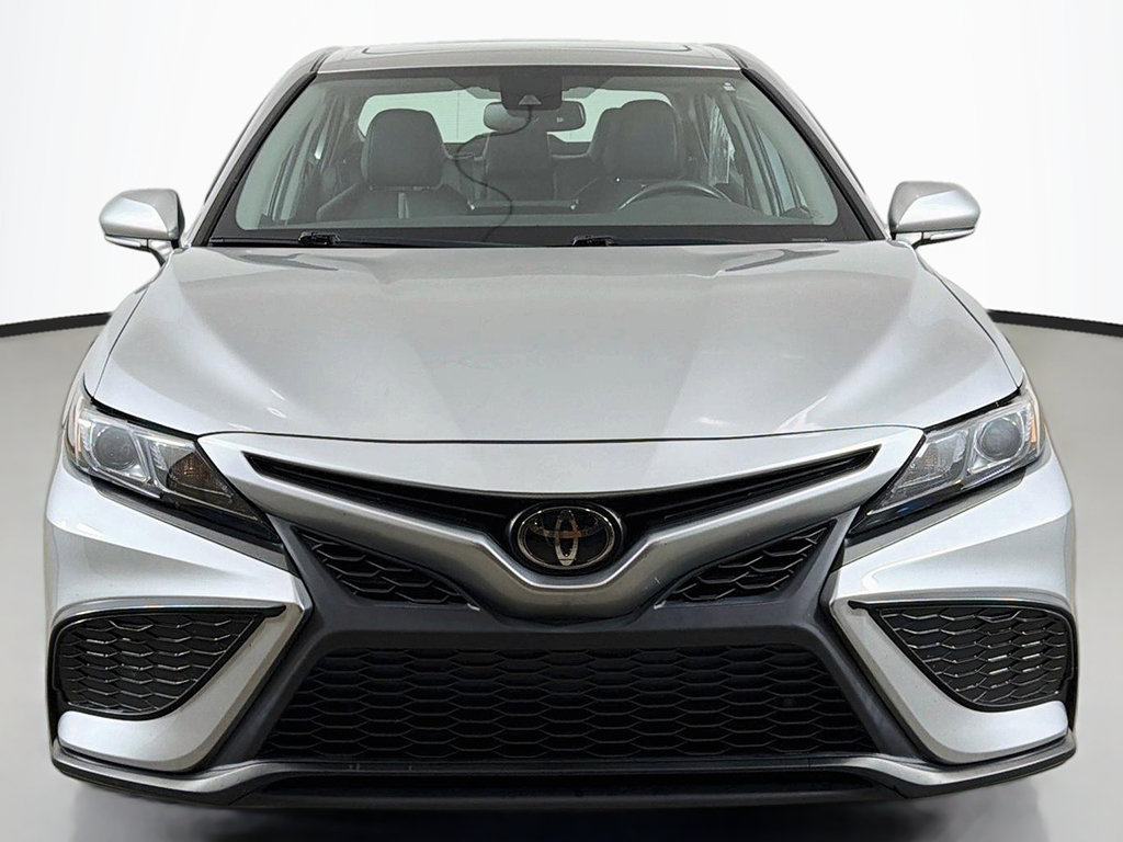 Used 2022 Toyota Camry SE w/ Audio Upgrade Package FWD image 12