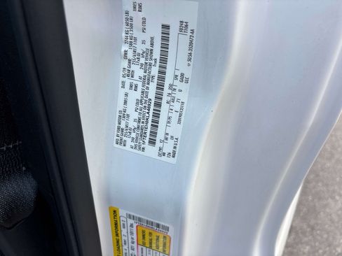 Used 2019 Ford Ranger XL w/ Equipment Group 101A Mid RWD image 30