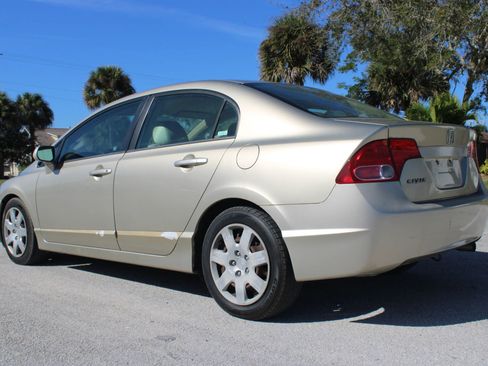 Used 2007 Honda Civic LX image 3