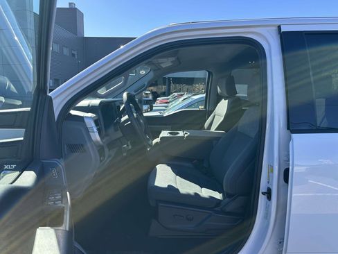 Used 2025 Ford F350 XLT image 17
