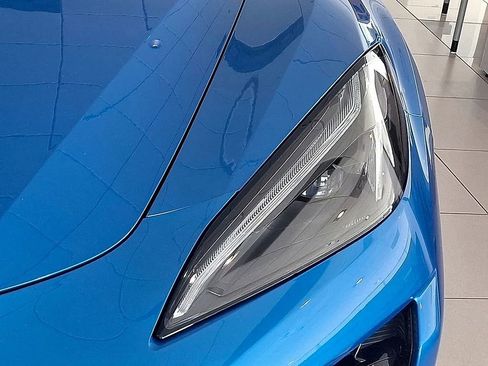 Used 2024 Chevrolet Corvette Z06 image 8