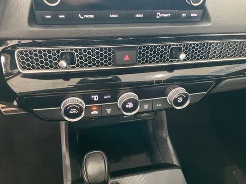 Used 2023 Honda Civic Sport image 12