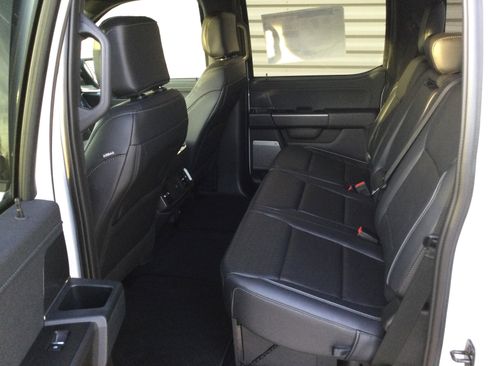 New 2025 Ford F150 Lariat w/ Equipment Group 501A Mid image 9