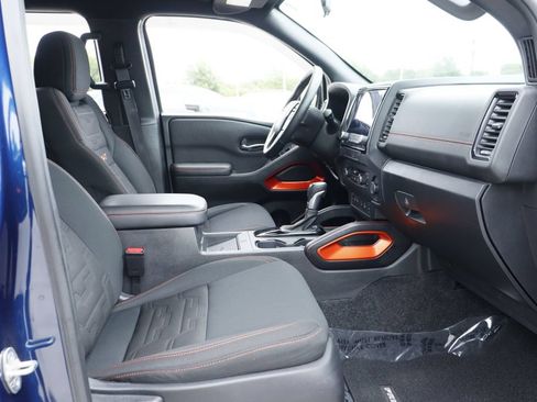Used 2022 Nissan Frontier Pro-X RWD image 21