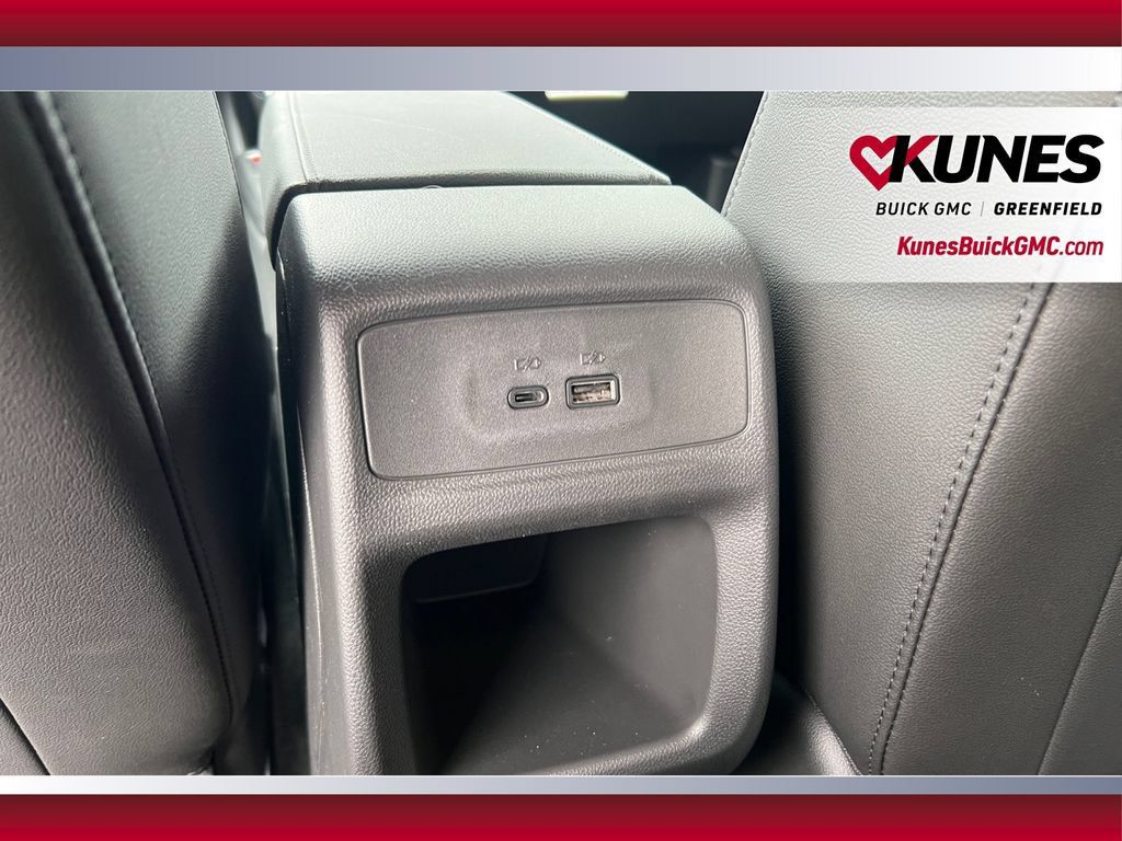 New 2026 Buick Envista Sport Touring w/ Convenience I Package FWD image 35