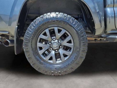 Used 2023 Toyota Tacoma SR5 RWD image 20