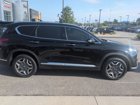 Used 2023 Hyundai Santa Fe Limited AWD/4WD image 4