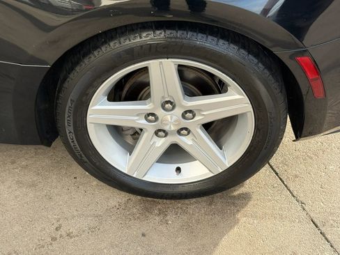 Used 2017 Chevrolet Camaro LT w/ Technology Package image 37