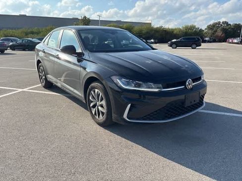 Used 2025 Volkswagen Jetta S image 7