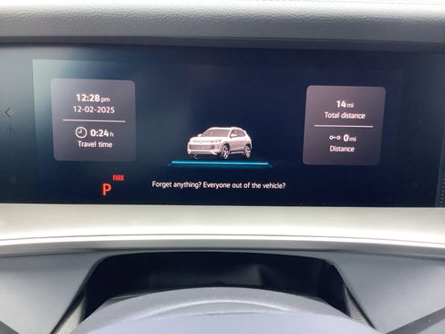 New 2026 Volkswagen Tiguan SE R-Line image 13