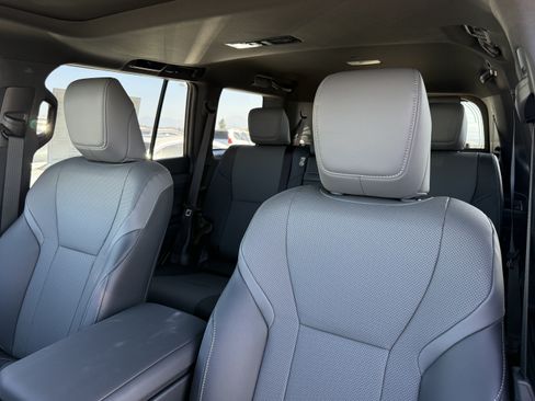 New 2026 Lexus GX 550 AWD/4WD image 20