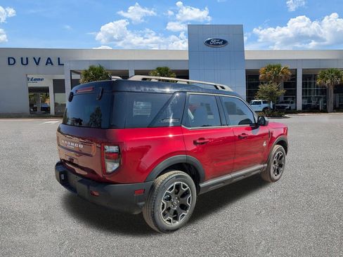 New 2025 Ford Bronco Sport Outer Banks image 4