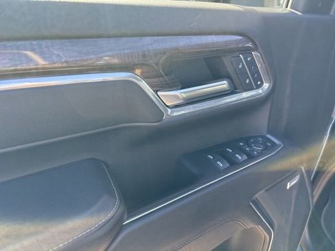 Certified 2025 Chevrolet Silverado 2500 LTZ w/ LTZ Premium Package image 19