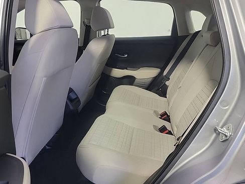 Certified 2023 Honda HR-V LX image 17