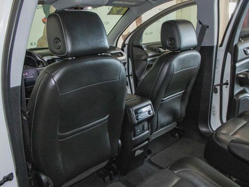 Used 2019 GMC Acadia SLT image 9