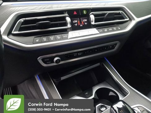 Used 2021 BMW X7 xDrive40i w/ Cold Weather Package image 17