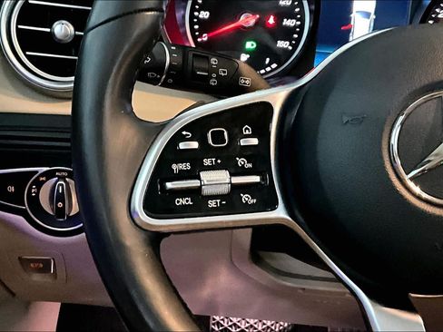 Certified 2021 Mercedes-Benz GLC 300 4MATIC image 24