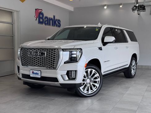 Certified 2024 GMC Yukon XL Denali w/ Denali Reserve Package AWD/4WD image 2