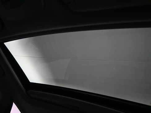 Used 2024 Toyota Camry SE image 36