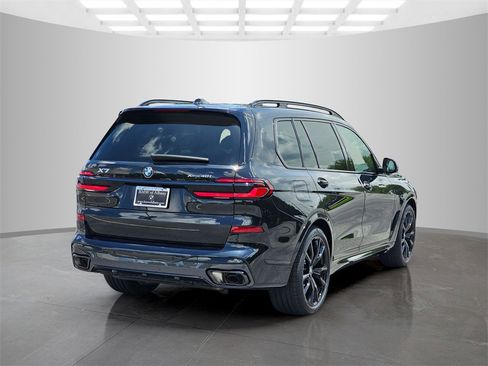 New 2026 BMW X7 xDrive40i w/ M Sport Package image 6