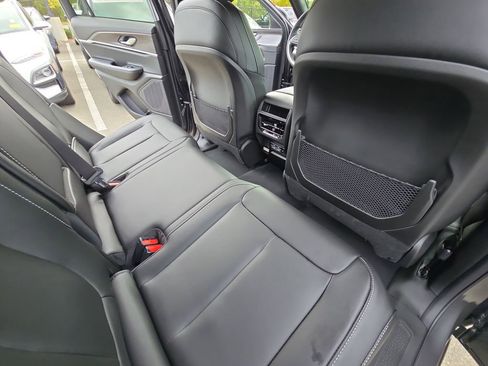 New 2025 Jeep Grand Cherokee Limited w/ Black Appearance Package AWD/4WD image 12