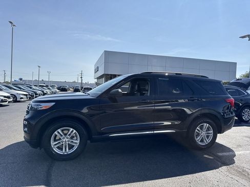 Certified 2023 Ford Explorer XLT w/ Equipment Group 202A image 7