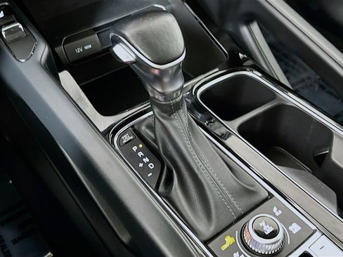 Used 2020 Kia Telluride S image 16