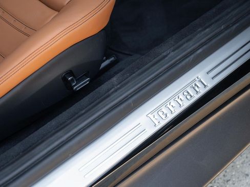 Used 2025 Ferrari Roma Spider RWD image 59