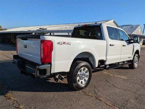 Used 2024 Ford F250 XLT image 4
