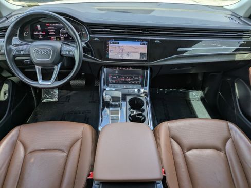 Used 2023 Audi Q8 Premium Plus AWD/4WD image 15
